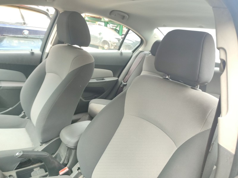 chevrolet cruze (j300) del año 2010