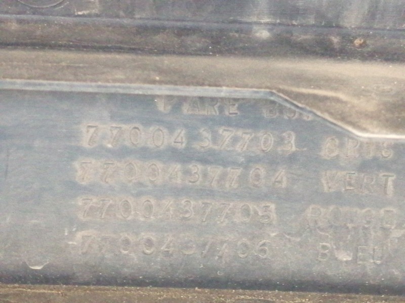 Recambio de paragolpes delantero para renault scenic rx4 (ja0) 1.9 dci dynamique referencia OEM IAM 7700437703  