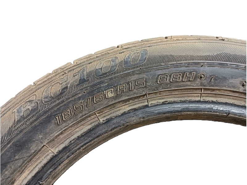 Recambio de neumatico para » otros... modelos referencia OEM IAM 185/60 R15 88H 2 SUMITOMO