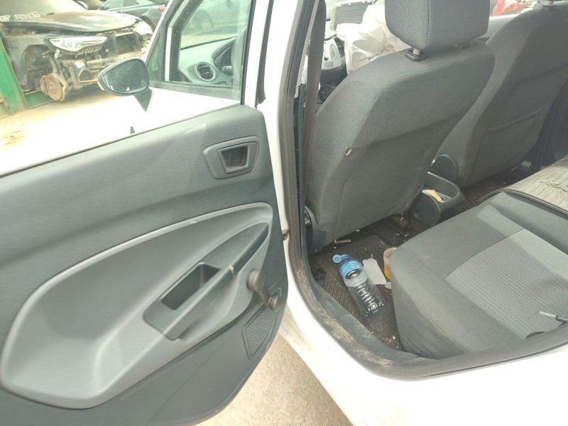 ford fiesta vi (cb1, ccn) del año 2010