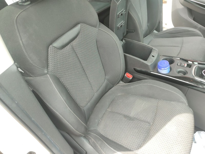 Recambio de asiento delantero derecho para renault kadjar (ha_, hl_) 1.2 tce 130 referencia OEM IAM   