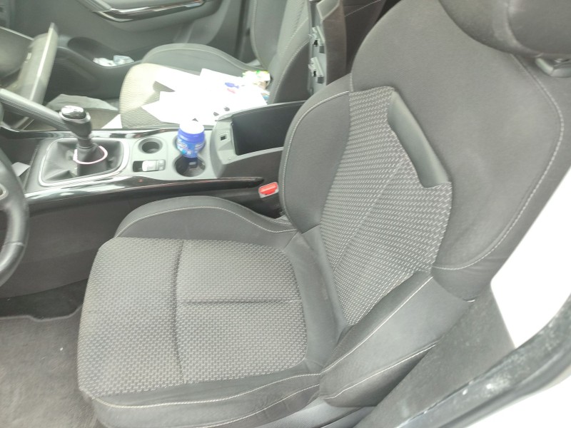 Recambio de asiento delantero izquierdo para renault kadjar (ha_, hl_) 1.2 tce 130 referencia OEM IAM   