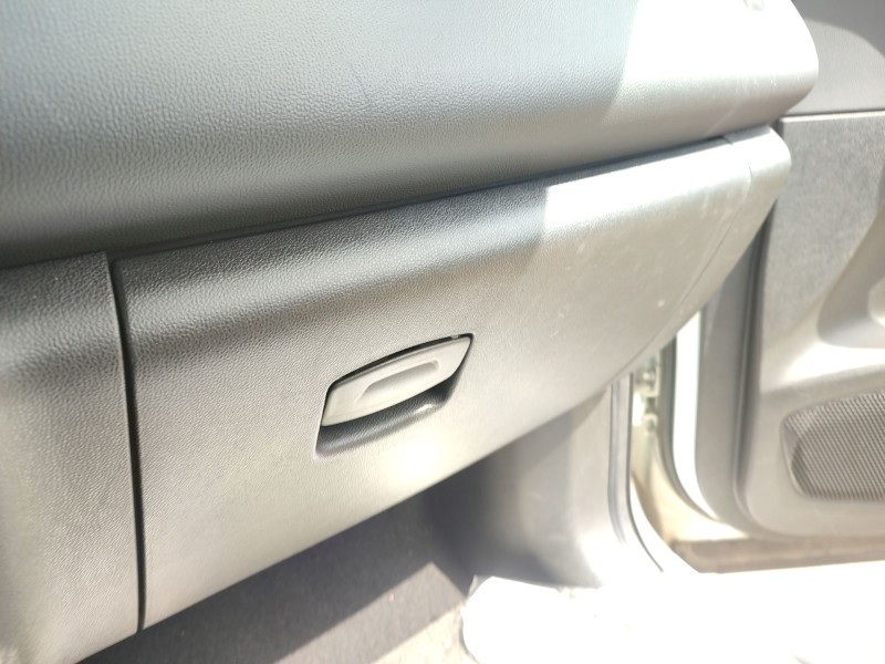 Recambio de guantera para renault kadjar (ha_, hl_) 1.2 tce 130 referencia OEM IAM   