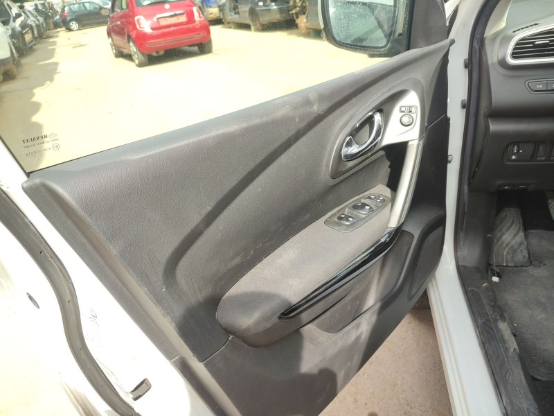 Recambio de guarnecido puerta delantera izquierda para renault kadjar (ha_, hl_) 1.2 tce 130 referencia OEM IAM   