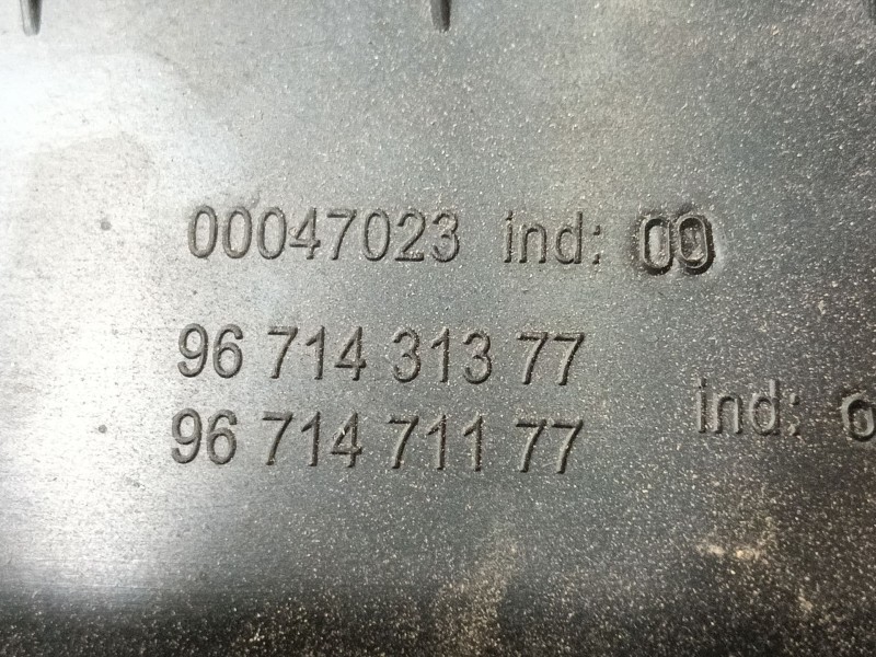 Recambio de guantera para citroën c4 ii (nc_) 1.6 bluehdi 100 referencia OEM IAM 825262 9671431377 