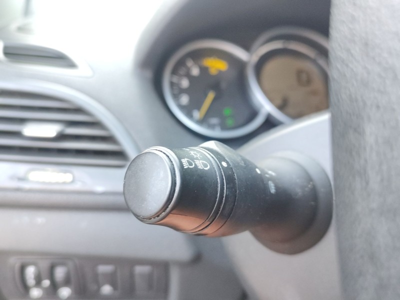 Recambio de mando multifuncion para renault megane iii hatchback (bz0/1_, b3_) 1.5 dci (bz0c) referencia OEM IAM   