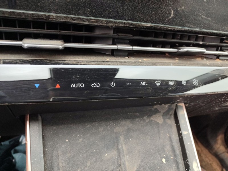 Recambio de mando calefaccion / aire acondicionado para omoda omoda5 t31 referencia OEM IAM 301001203AA C3UF01A 