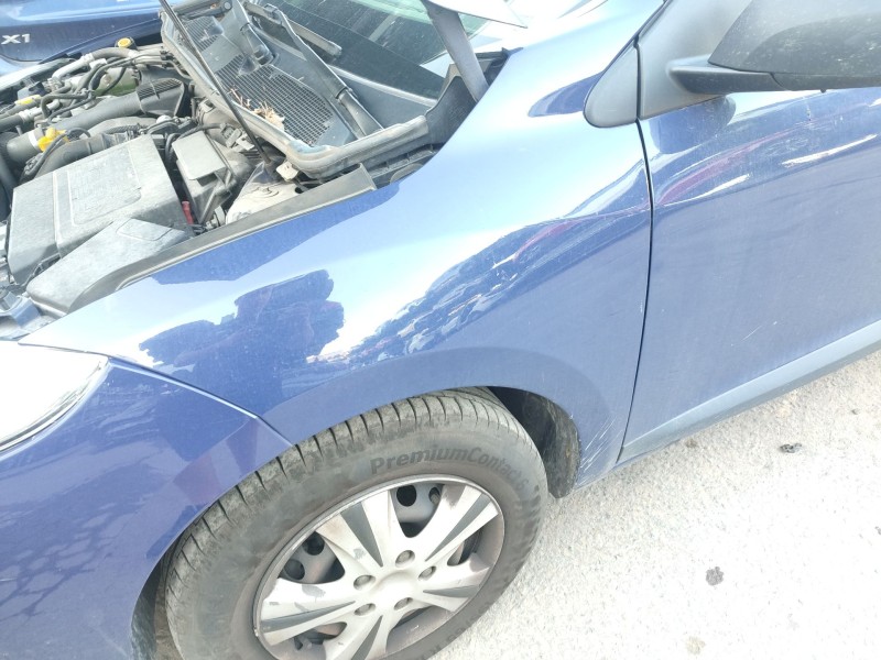 Recambio de aleta delantera izquierda para renault megane iii hatchback (bz0/1_, b3_) 1.5 dci (bz0c) referencia OEM IAM   