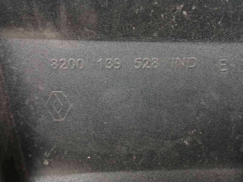 Recambio de paragolpes delantero para renault scenic ii authentique referencia OEM IAM 8200139528  8200139953