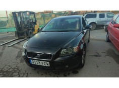 VOLVO S40 II (544)