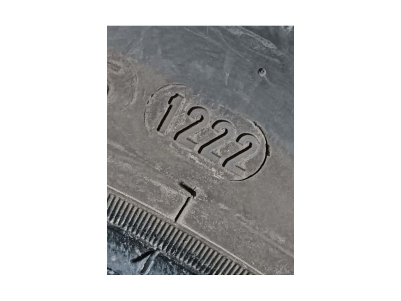 Recambio de neumatico para » otros... modelos referencia OEM IAM 195/50 R15 82V 2 PIRELLI