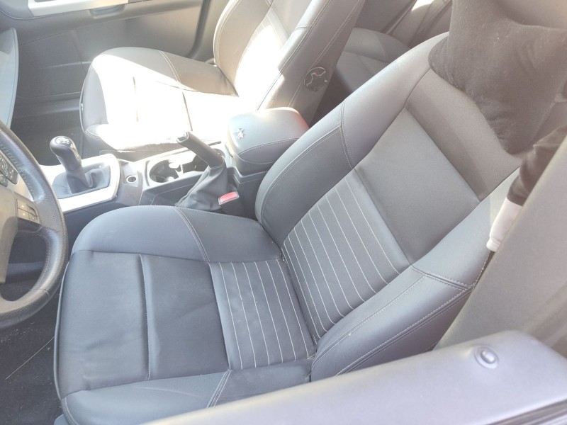 Recambio de asiento delantero izquierdo para volvo s40 ii (544) 1.6 d referencia OEM IAM   