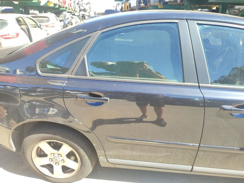 Recambio de puerta trasera derecha para volvo s40 ii (544) 1.6 d referencia OEM IAM   