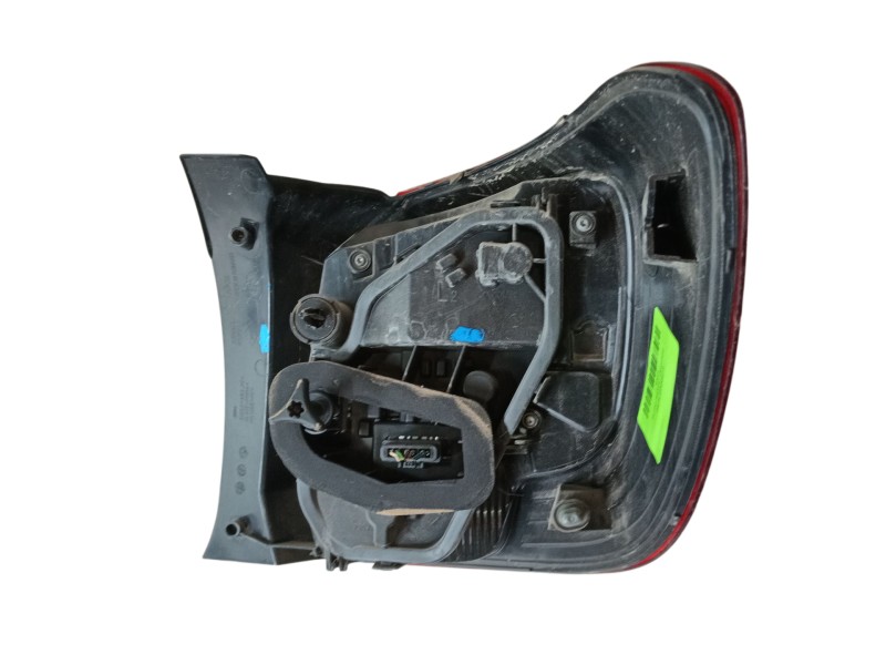 Recambio de piloto trasero izquierdo para dacia sandero ii 1.5 dci referencia OEM IAM 265554085R  