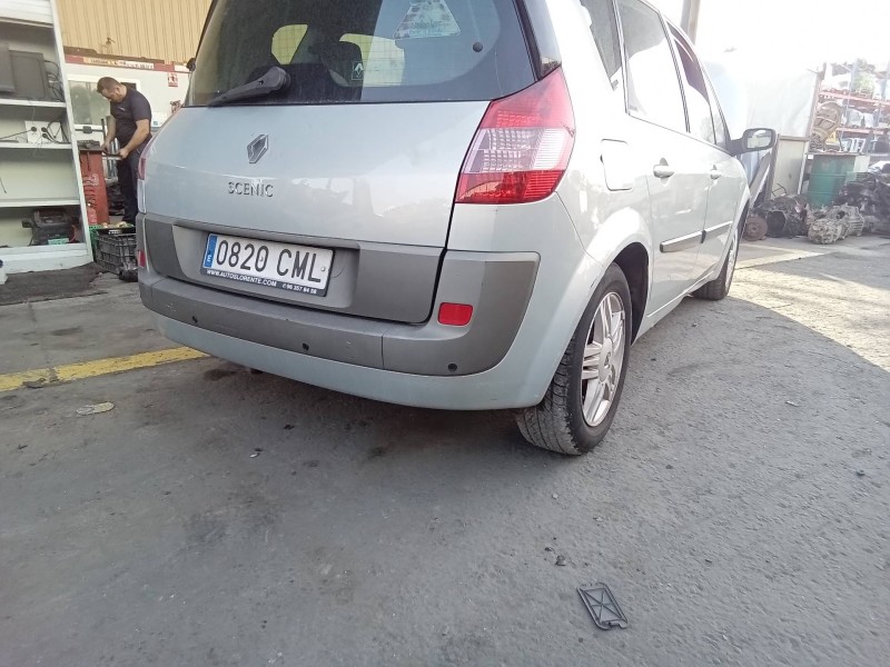 Recambio de paragolpes trasero para renault scenic ii confort dynamique referencia OEM IAM CON SENSORES DE APARCAMIENTO  