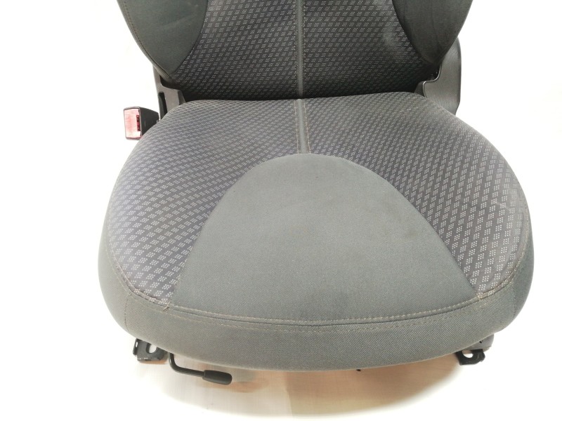 Recambio de asiento delantero izquierdo para nissan micra c+c (ck12e) acenta referencia OEM IAM   