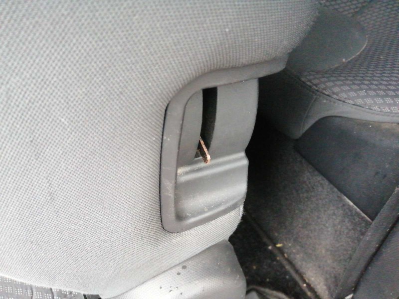 Recambio de asiento delantero izquierdo para nissan micra c+c (ck12e) acenta referencia OEM IAM   