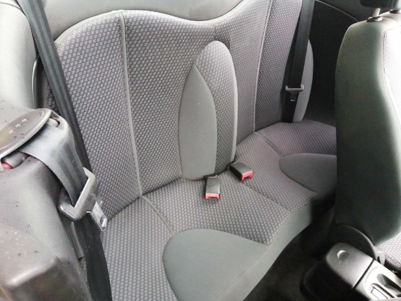 Recambio de asientos traseros para nissan micra c+c (ck12e) acenta referencia OEM IAM   