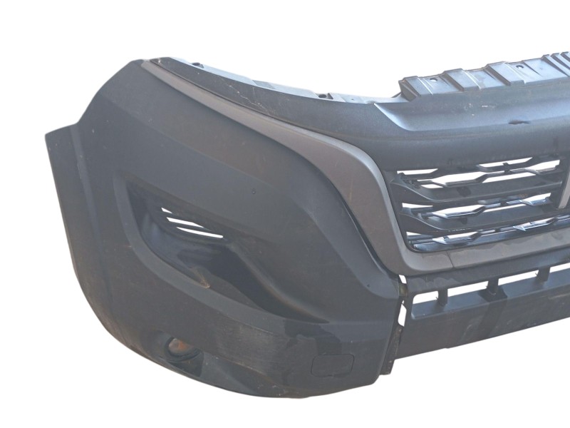 Recambio de paragolpes delantero para fiat ducato furgoneta (250_) 140 multijet 2,2 d referencia OEM IAM 735749743  