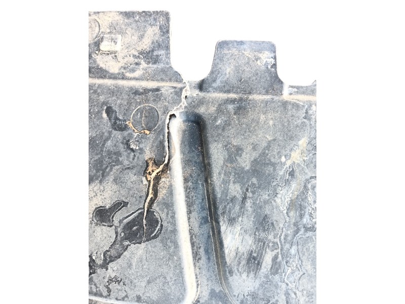 Recambio de cubrecarter para audi q2 (gab, gag) 30 tdi referencia OEM IAM   