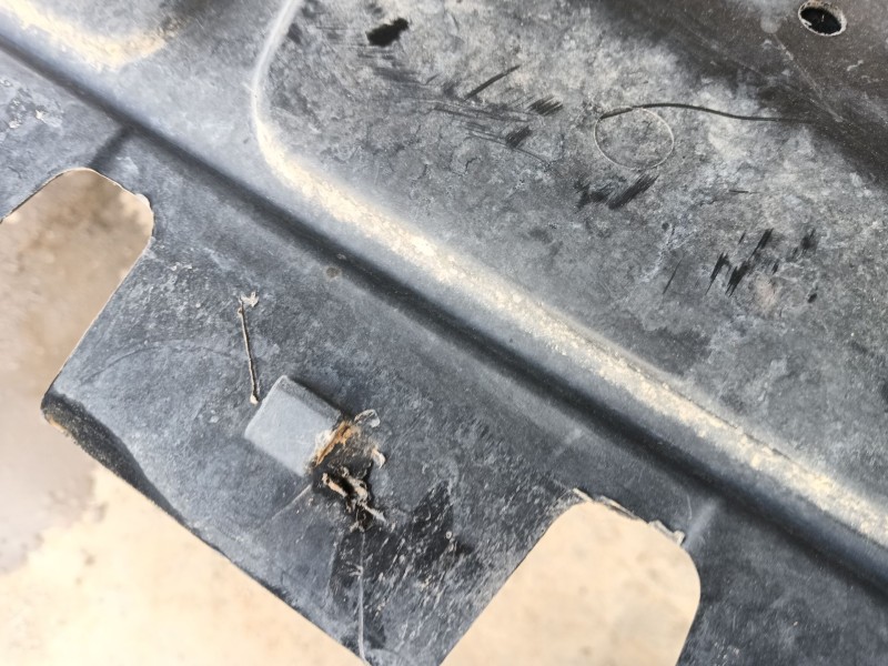 Recambio de cubrecarter para audi q2 (gab, gag) 1.6 tdi referencia OEM IAM   