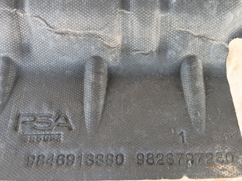 Recambio de cubrecarter para peugeot 3008 suv (mc_, mr_, mj_, m4_) hybrid referencia OEM IAM   