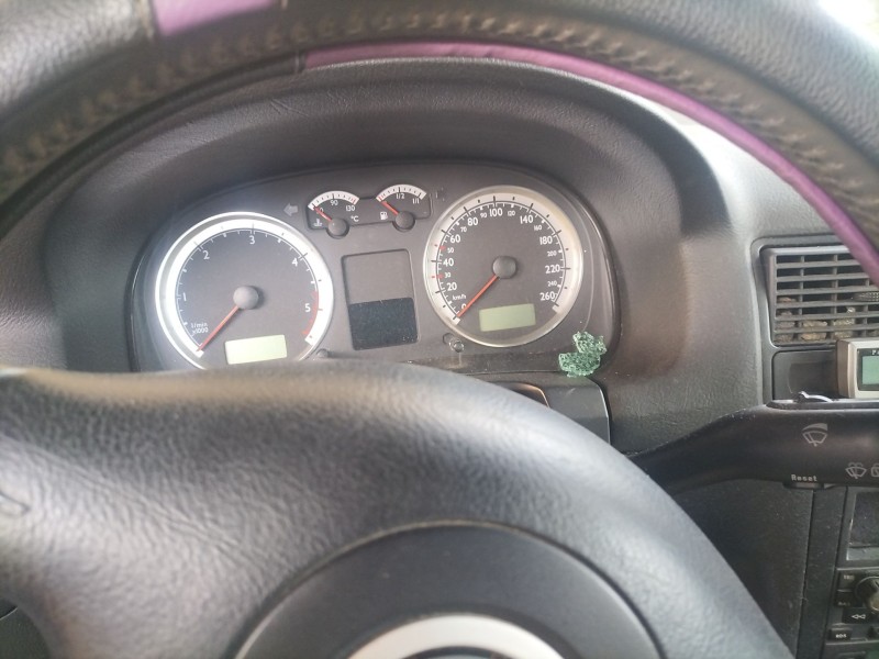 volkswagen golf iv (1j1) del año 2002