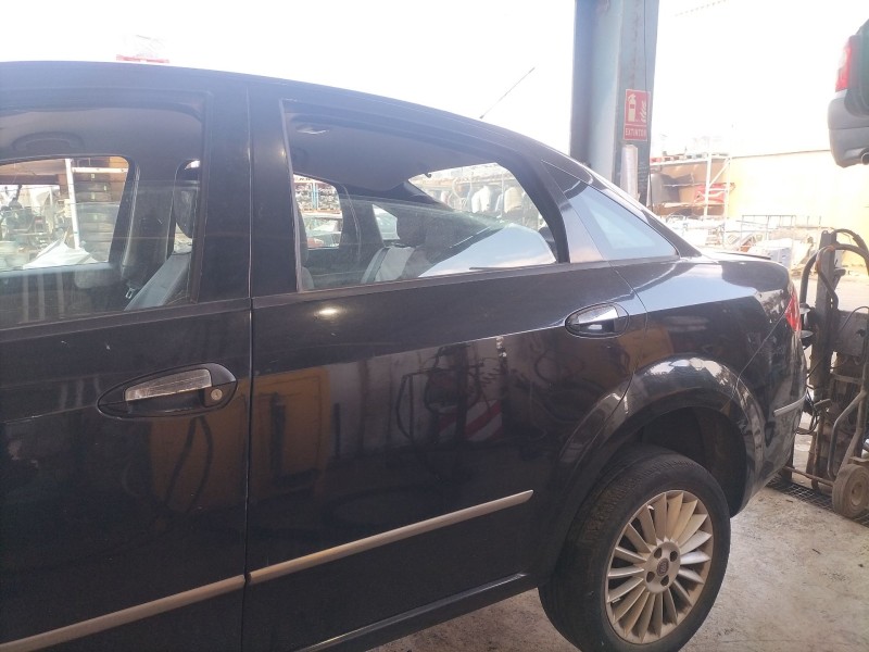 Recambio de puerta trasera izquierda para fiat linea (323_, 110_) 1.3 d multijet (323axb11, 323axb1a) referencia OEM IAM   