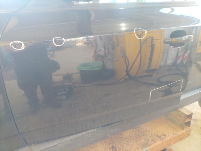 Recambio de puerta delantera izquierda para bmw x3 (e83) 2.0 d referencia OEM IAM   