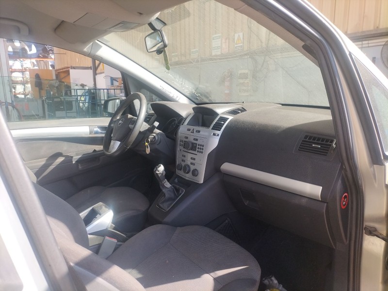 opel zafira / zafira family b (a05) del año 2009