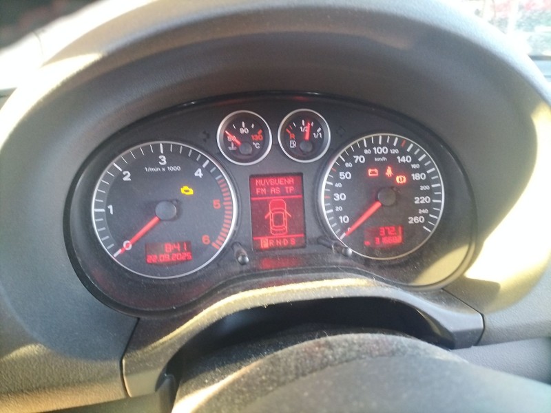 Recambio de cuadro instrumentos para audi a3 (8p1) 2.0 tdi referencia OEM IAM   