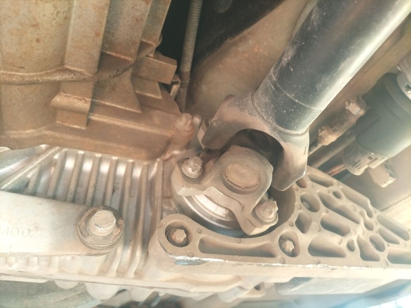 Recambio de transmision central delantera para bmw x3 (e83) 2.0 d referencia OEM IAM   