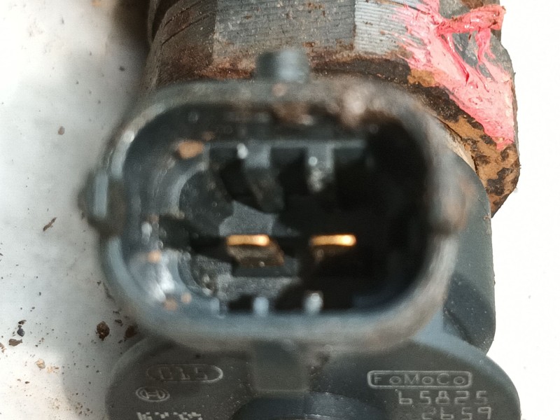 Recambio de inyector para ford fiesta vi (cb1, ccn) 1.5 tdci referencia OEM IAM 1745052 0445110489 