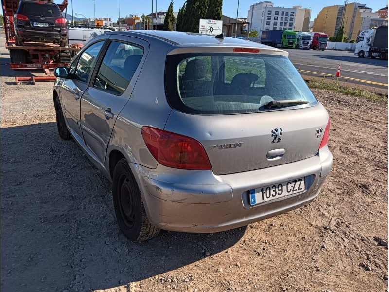peugeot 307 (3a/c) del año 2004
