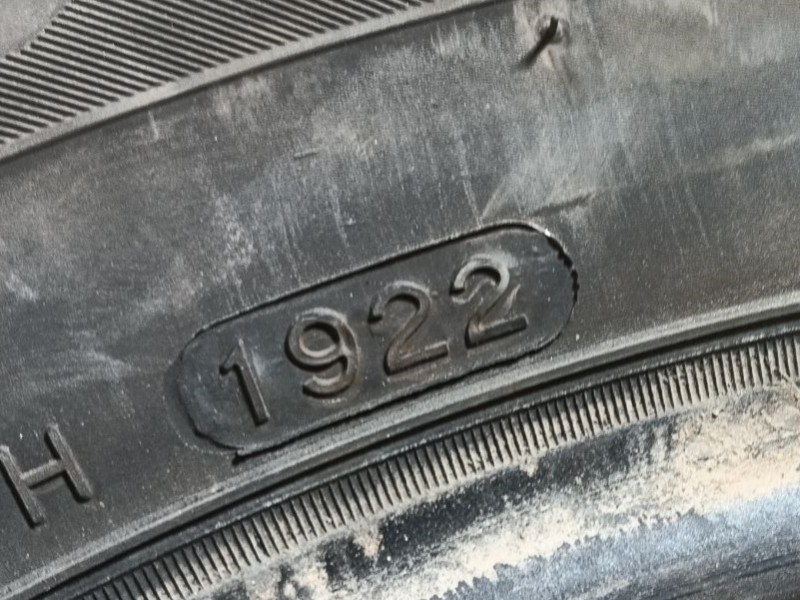 Recambio de neumatico para » otros... modelos referencia OEM IAM   