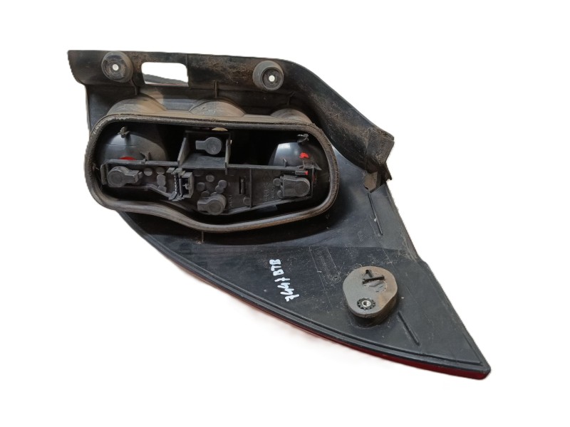 Recambio de piloto trasero izquierdo para renault laguna ii grandtour (kg0/1_) 1.9 dci (kg0g) referencia OEM IAM   