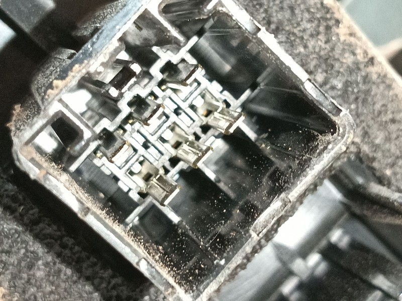 Recambio de piloto trasero izquierdo para ford fiesta v (jh_, jd_) 1.4 16v referencia OEM IAM 1437626  