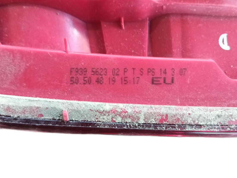 Recambio de piloto trasero derecho interior para alfa romeo 159 (939_) 1.9 jtdm 16v (939axc1b, 939axc12) referencia OEM IAM  F93