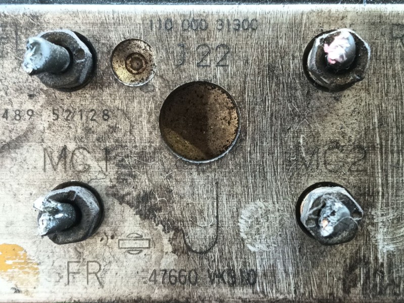 Recambio de abs para nissan np300 pickup (d22) 2.5 dci 4x4 referencia OEM IAM   