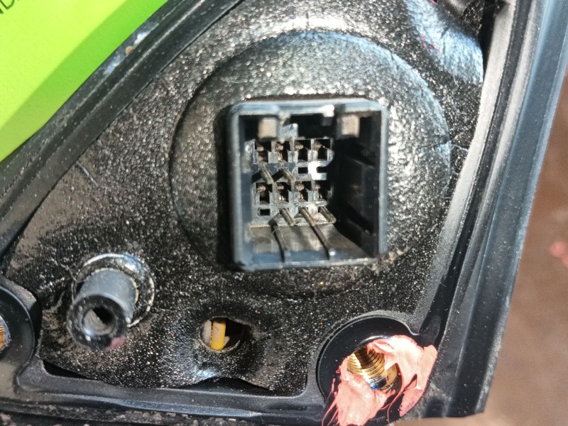 Recambio de retrovisor derecho para hyundai elantra iii (xd) 2.0 crdi referencia OEM IAM   