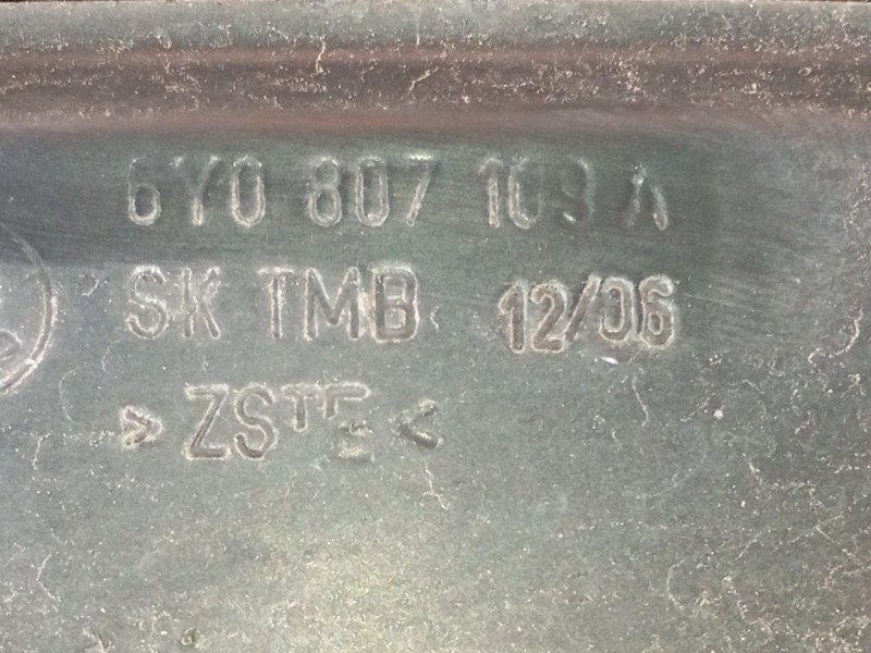 Recambio de refuerzo paragolpes delantero para skoda fabia i (6y2) 1.4 tdi referencia OEM IAM  6Y0807109A 