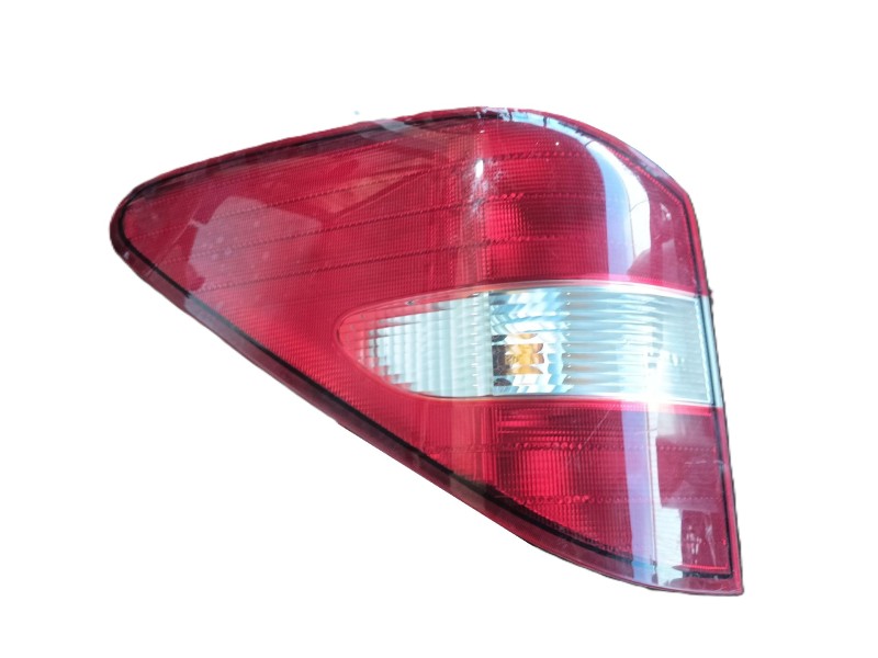 Recambio de piloto trasero izquierdo para ssangyong rodius i 2.7 xdi referencia OEM IAM   