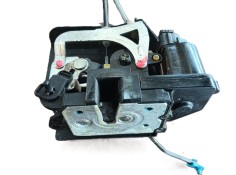 Recambio de cerradura puerta trasera derecha para ssangyong rodius i 2.7 xdi referencia OEM IAM    2