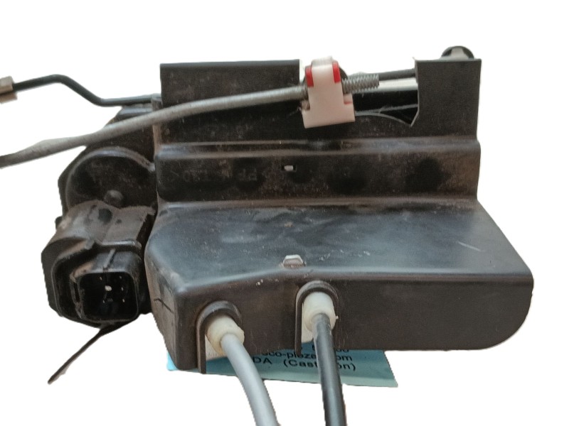 Recambio de cerradura puerta delantera izquierda para ssangyong rodius i 2.7 xdi referencia OEM IAM   