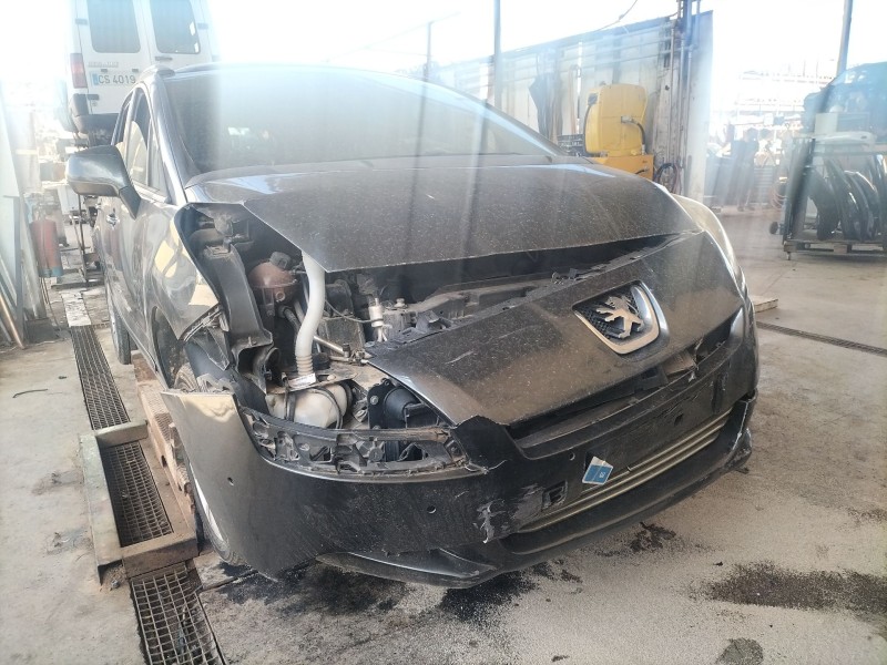 peugeot 5008 (0u_, 0e_) del año 2012