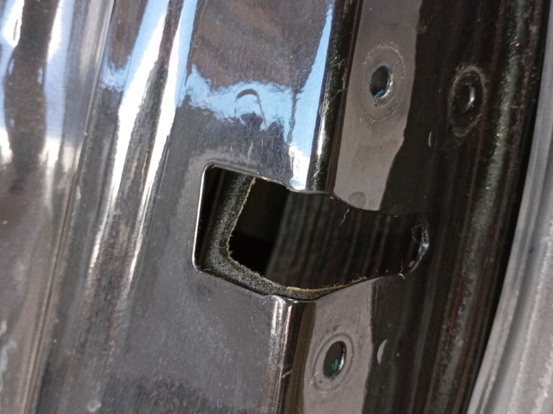 Recambio de puerta delantera derecha para ssangyong rodius i 2.7 xdi referencia OEM IAM   