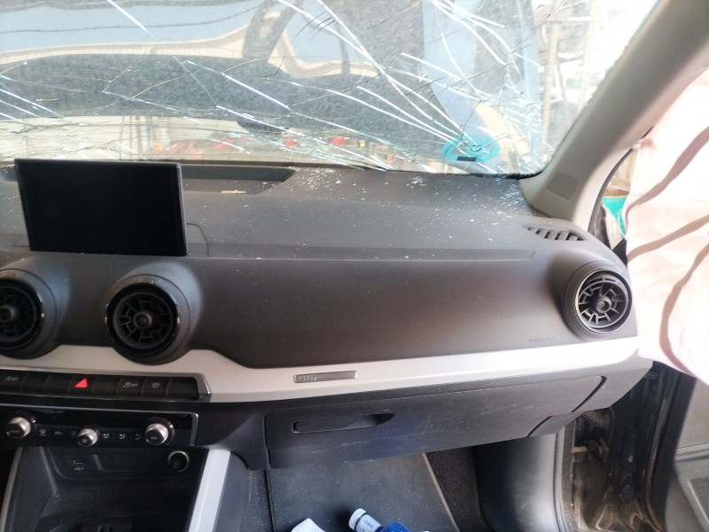 Recambio de salpicadero para audi q2 (gab, gag) 1.6 tdi referencia OEM IAM   