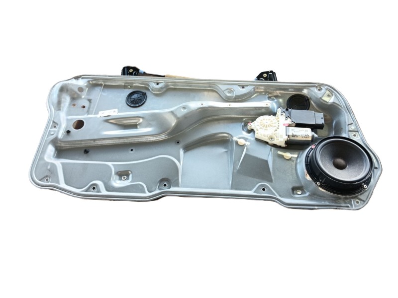 Recambio de elevalunas delantero izquierdo para volkswagen golf iv (1j1) 1.9 tdi referencia OEM IAM   