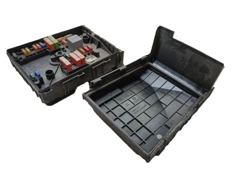 Recambio de caja reles / fusibles para seat leon (1p1) 1.6 tdi referencia OEM IAM 1K0937125D 1K0937132F 