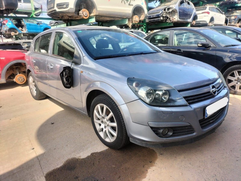 opel astra h (a04) del año 2004